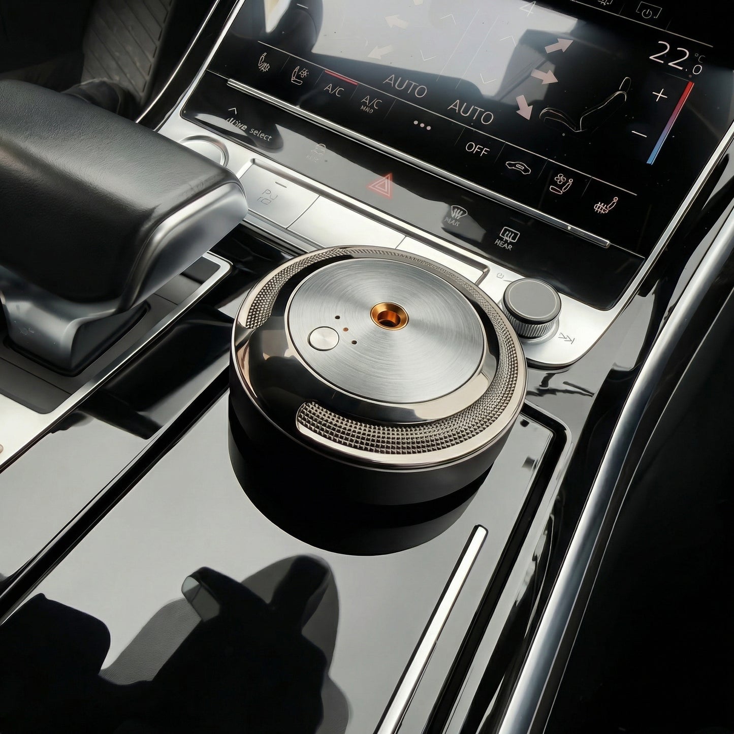 EssenceLUX™ - Smart Car Diffuser